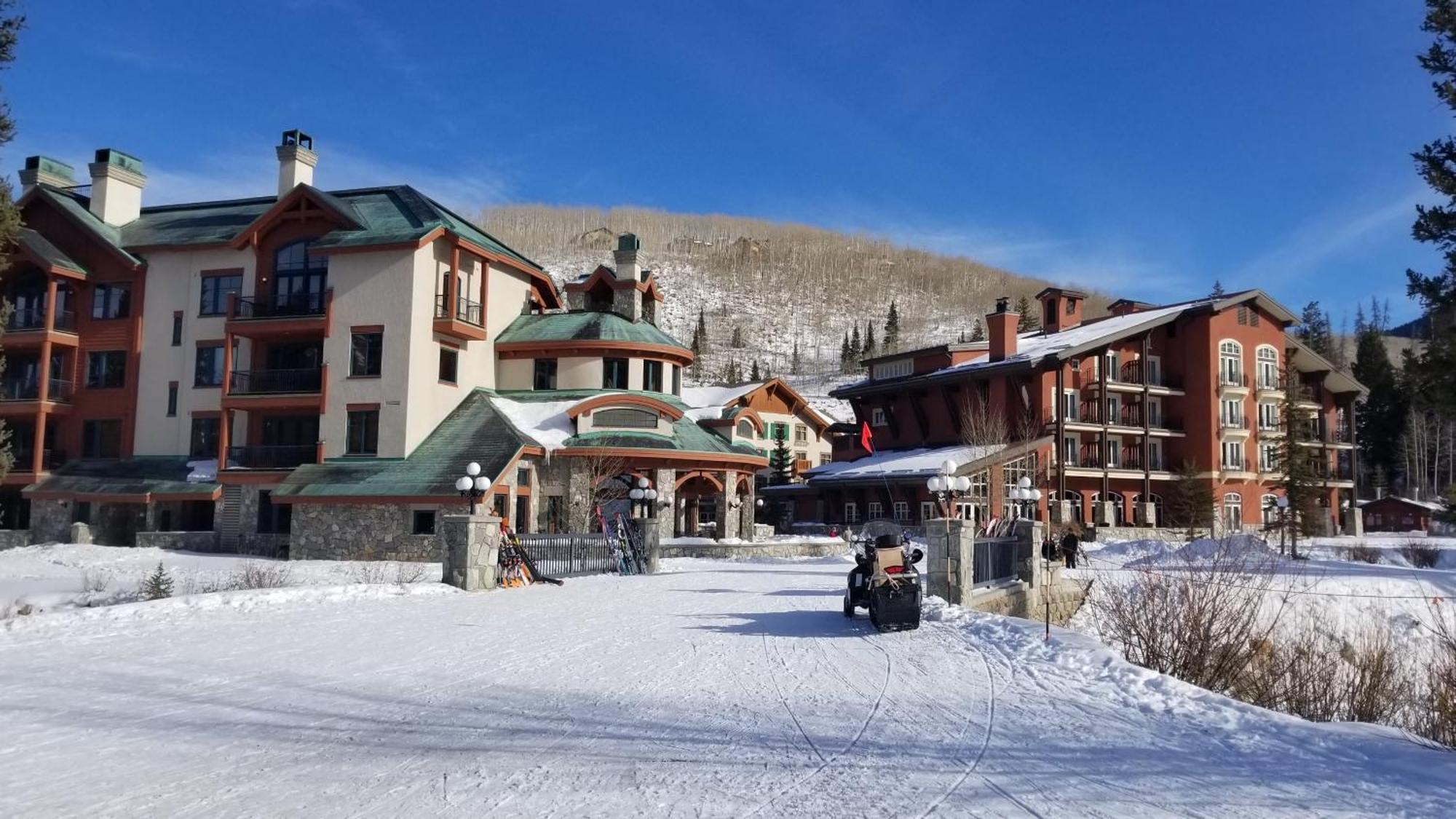 Stunning At Solitude, Steps From Chair Lift, East #103 Brighton Экстерьер фото